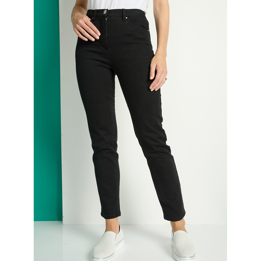 Fit & Flatter Denim Jeans - Magnamail